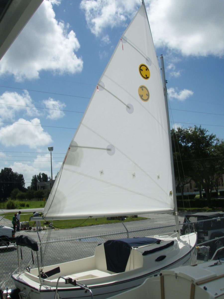 com pac sun cat sailboat by com-pac yachts masthead