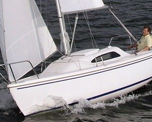 Catalina 22 Sport Sailboat